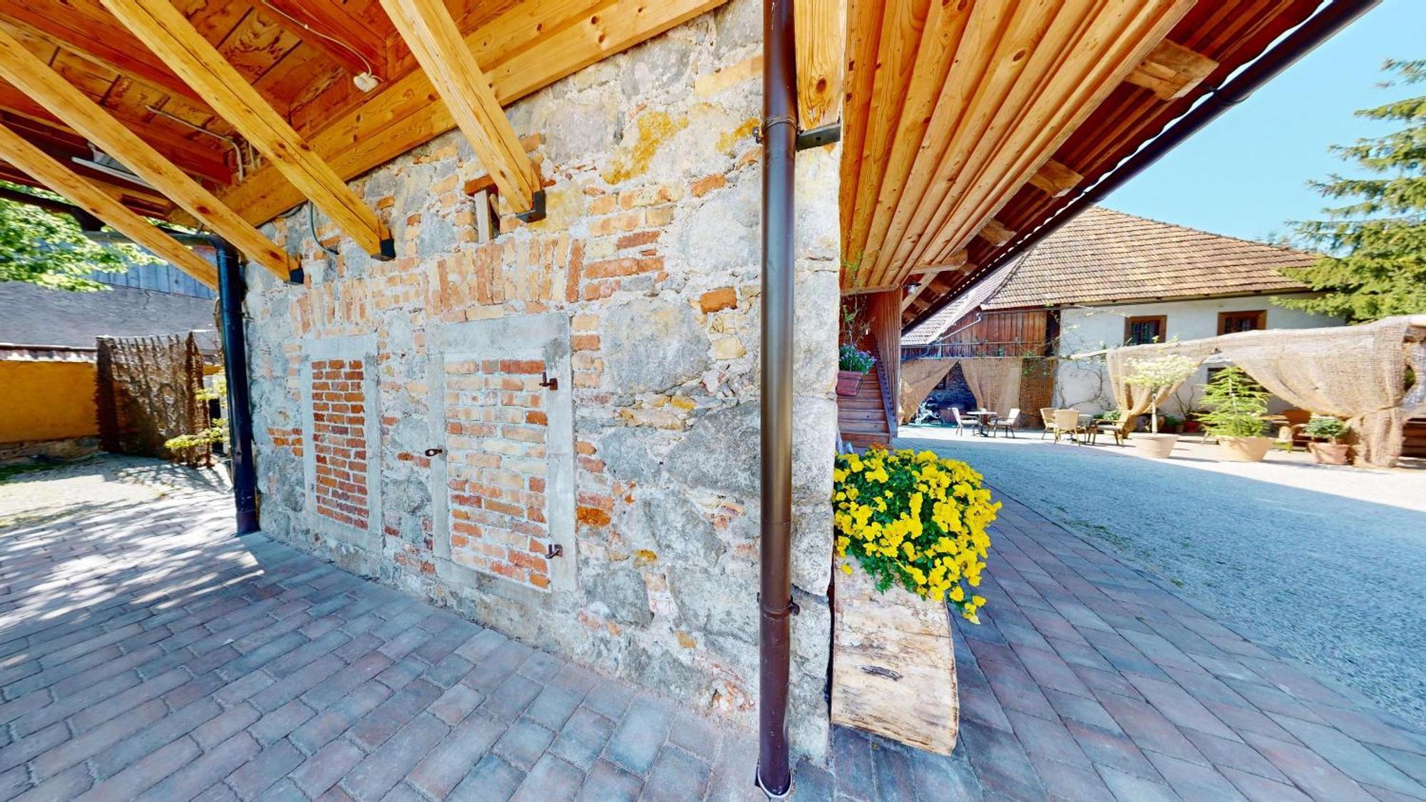 Resort Hisa Ida - Apartments With Hot Tub And Sauna Ivancna Gorica Quarto foto