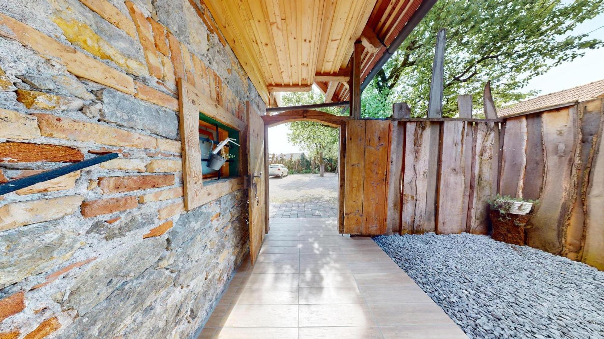 Resort Hisa Ida - Apartments With Hot Tub And Sauna Ivancna Gorica Quarto foto