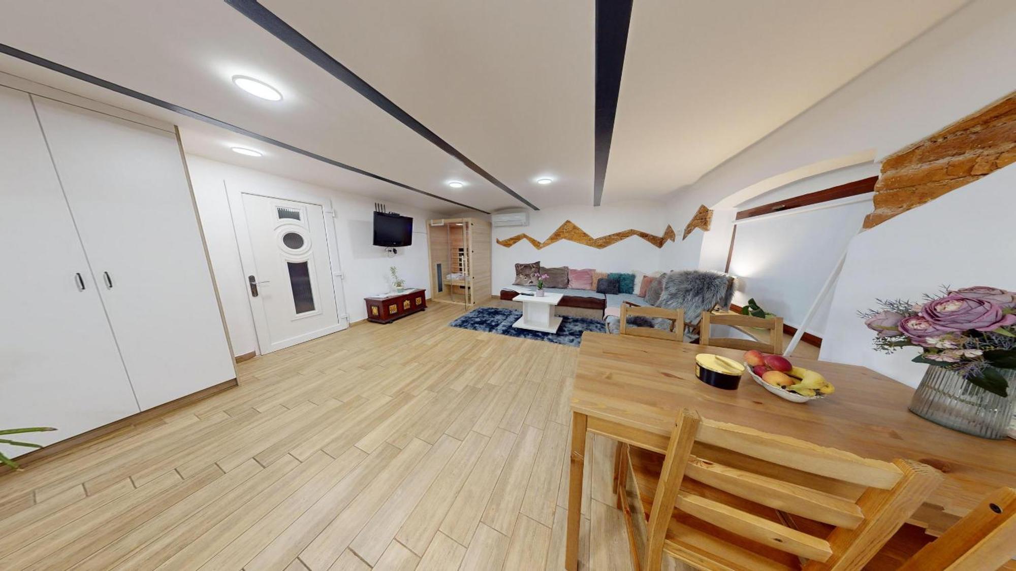 Resort Hisa Ida - Apartments With Hot Tub And Sauna Ivancna Gorica Quarto foto